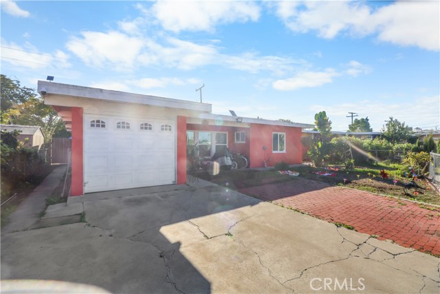 Detail Gallery Image 3 of 20 For 1718 W 166th St, Compton,  CA 90220 - 4 Beds | 2 Baths