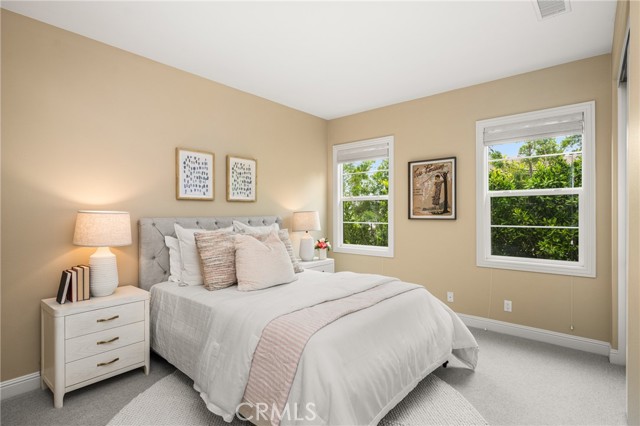 Image 35 of 69 For 33 Sorrel  