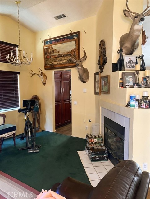 Detail Gallery Image 15 of 16 For 12755 Cardinal Ct, Victorville,  CA 92392 - 5 Beds | 2 Baths