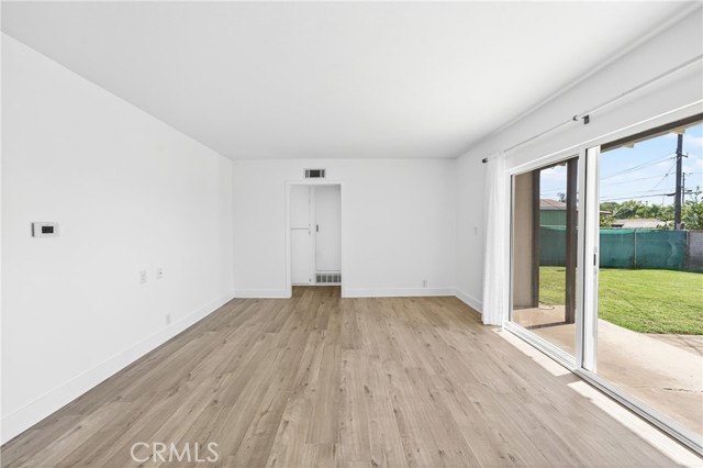 Detail Gallery Image 11 of 41 For 720 Toluca, Pomona,  CA 91767 - 3 Beds | 1/1 Baths