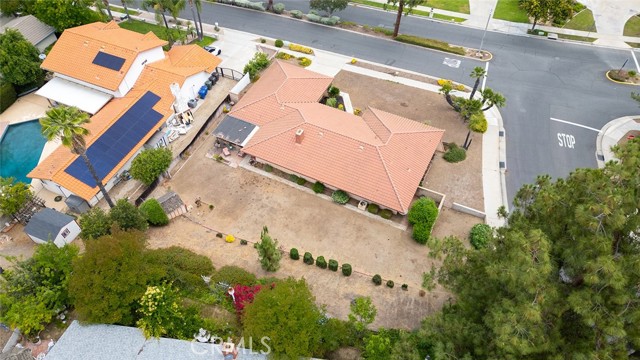 Image 37 of 47 For 1500 Country Club Drive