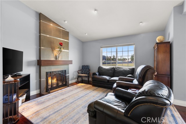 Detail Gallery Image 5 of 35 For 2330 Vanguard Way #L101,  Costa Mesa,  CA 92626 - 2 Beds | 2 Baths