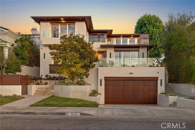 1626 1st Street, Manhattan Beach, California 90266, 5 Bedrooms Bedrooms, 0 ,6 BathroomsBathrooms,Residential,For Sale,1st,0,SB26133853
