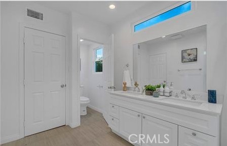3728 Berry Drive, Studio City CA: https://media.crmls.org/medias/36cf759c-5418-4aa9-901a-1a629429b41b.jpg