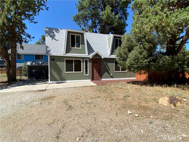 Detail Gallery Image 1 of 17 For 2125 4th Ln, Big Bear City,  CA 92314 - 3 Beds | 2 Baths