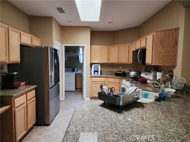 Detail Gallery Image 7 of 20 For 9153 Wooded Hill Dr, Corona,  CA 92883 - 2 Beds | 2 Baths