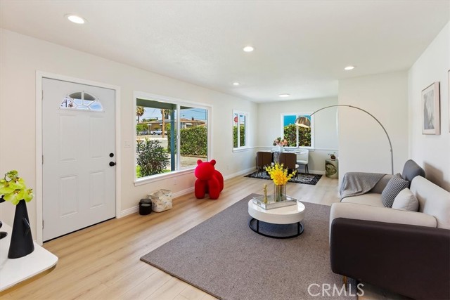 Detail Gallery Image 1 of 35 For 1508 W 127th St, Los Angeles,  CA 90047 - 3 Beds | 1 Baths