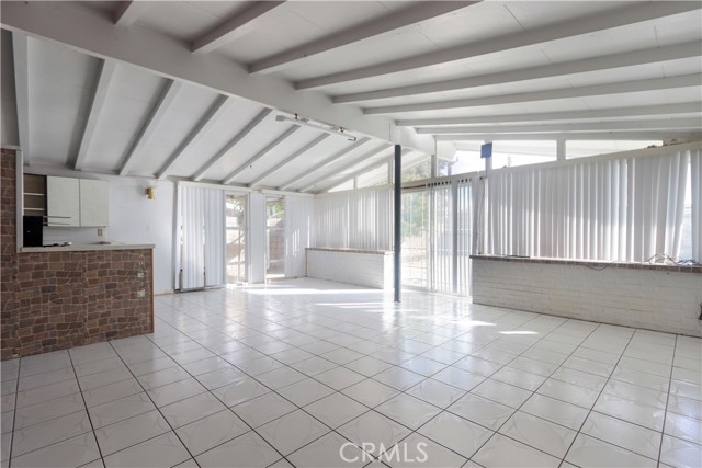 Detail Gallery Image 4 of 24 For 9682 Hillview, Anaheim,  CA 92804 - 4 Beds | 2 Baths