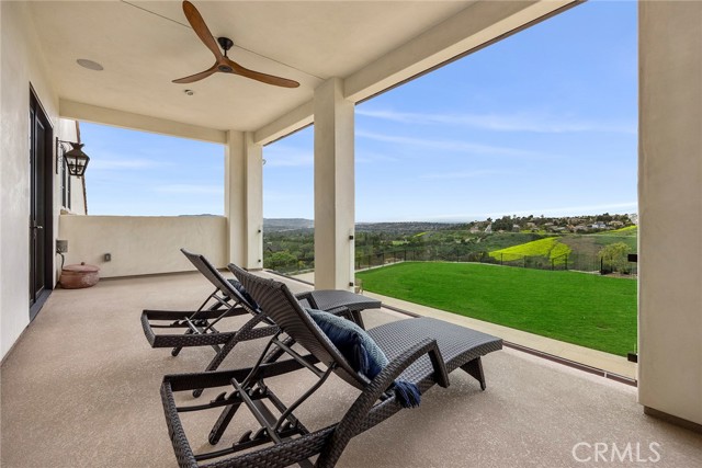Detail Gallery Image 12 of 19 For 22483 Mission Hills Ln, Yorba Linda,  CA 92887 - 5 Beds | 5/1 Baths