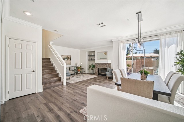 Detail Gallery Image 5 of 33 For 3406 E. Lochleven Ln. #B,  Orange,  CA 92869 - 3 Beds | 2/1 Baths