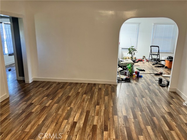 Detail Gallery Image 39 of 43 For 1818 W 81st, Los Angeles,  CA 90047 - 4 Beds | 3/1 Baths