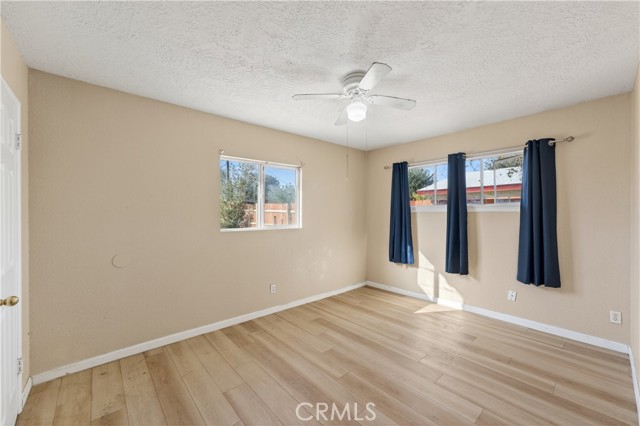 Detail Gallery Image 19 of 42 For 15254 Las Piedras Dr, Victorville,  CA 92395 - 4 Beds | 2 Baths