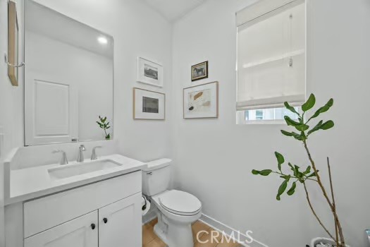323 Adela, Lake Forest CA: https://media.crmls.org/medias/36d5fc2f-bc17-46bd-9286-b9b29b7cc7e5.jpg