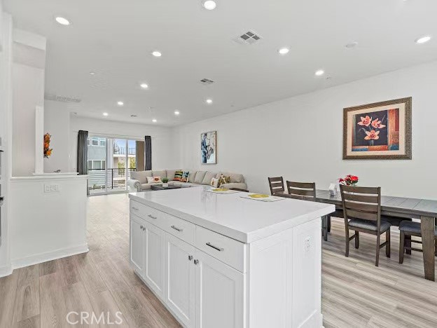 Detail Gallery Image 42 of 47 For 352 Tank, Irvine,  CA 92618 - 3 Beds | 3/1 Baths