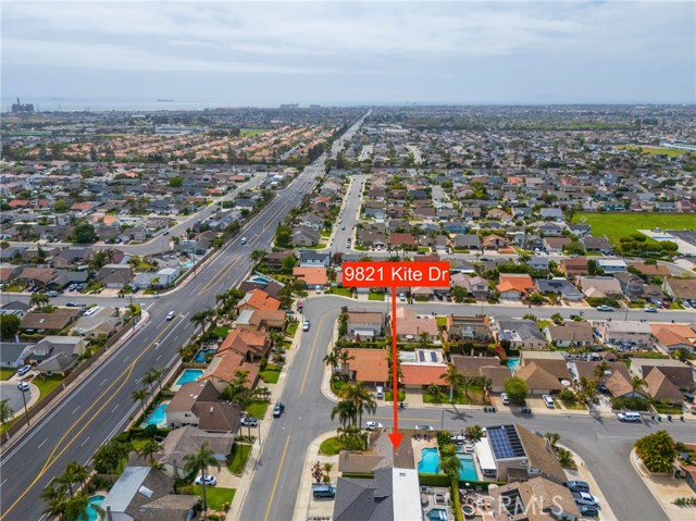Detail Gallery Image 45 of 50 For 9821 Kite Dr, Huntington Beach,  CA 92646 - 3 Beds | 2 Baths