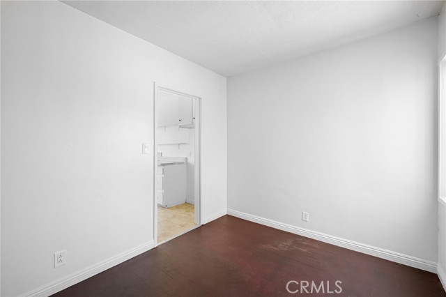 Detail Gallery Image 6 of 16 For 6634 Lankershim Bld #C,  North Hollywood,  CA 91606 - 1 Beds | 1 Baths