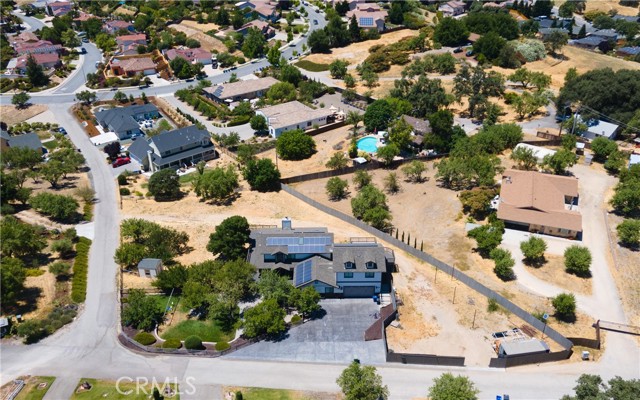 Detail Gallery Image 31 of 38 For 1610 Lyle Ln, Paso Robles,  CA 93446 - 5 Beds | 3/1 Baths