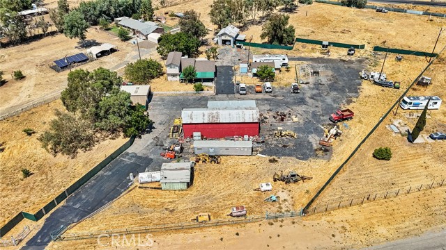 Detail Gallery Image 2 of 40 For 23559 Chowchilla Bld, Chowchilla,  CA 93610 - 4 Beds | 2 Baths