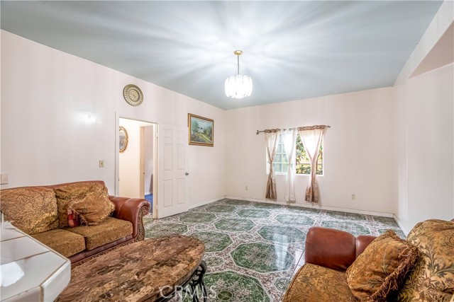 Detail Gallery Image 6 of 54 For 1340 1342 W 25th, Los Angeles,  CA 90007 - – Beds | – Baths