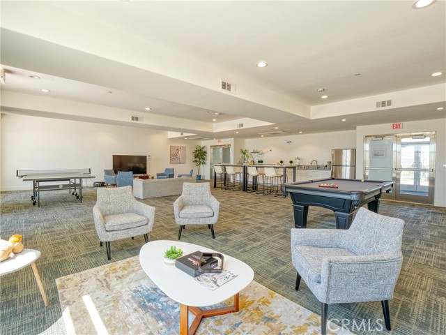 56 E Duarte Road, Arcadia CA: https://media.crmls.org/medias/36daa51d-971f-4c85-a768-934431307a36.jpg