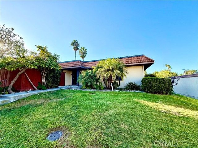 Front Image Thumbnail for CROC25252765