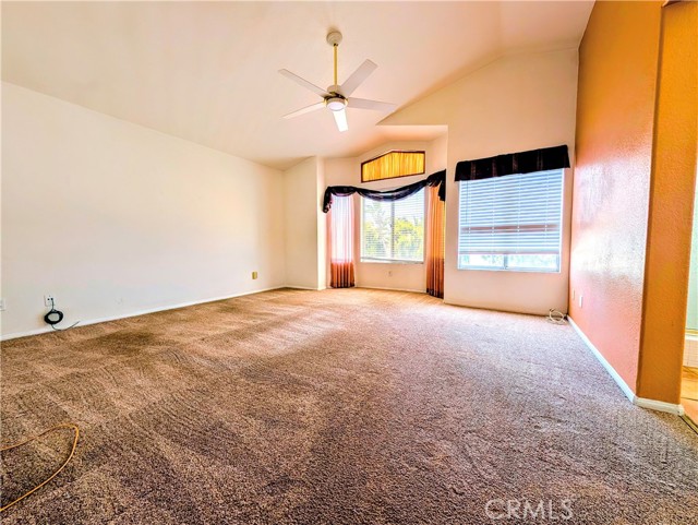 7754 Fox Tail Court, Highland CA: https://media.crmls.org/medias/36dc594c-7e58-4827-878b-528bcf7d0513.jpg