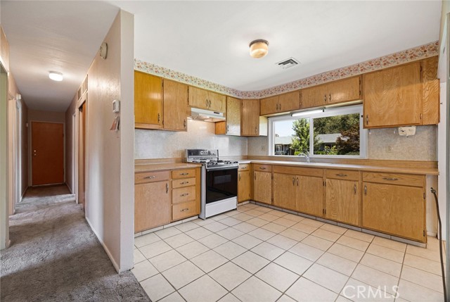 991 Vermont Street, Gridley CA: https://media.crmls.org/medias/36dc5a78-04a5-42ce-87c1-50d66450a031.jpg