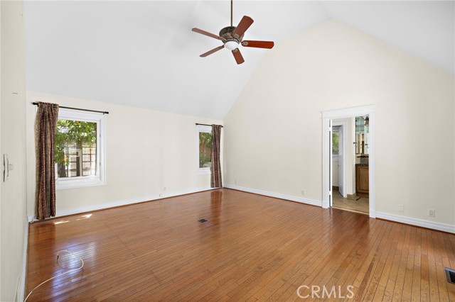 1181 Old Mill Rd, San Marino CA: https://media.crmls.org/medias/36dc889a-fe60-4ab4-aafb-47b56a607371.jpg