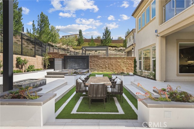 20535 W Bluebird Court, Porter Ranch CA: https://media.crmls.org/medias/36dcb3b2-e2fd-4d0b-b63d-fda28119805f.jpg