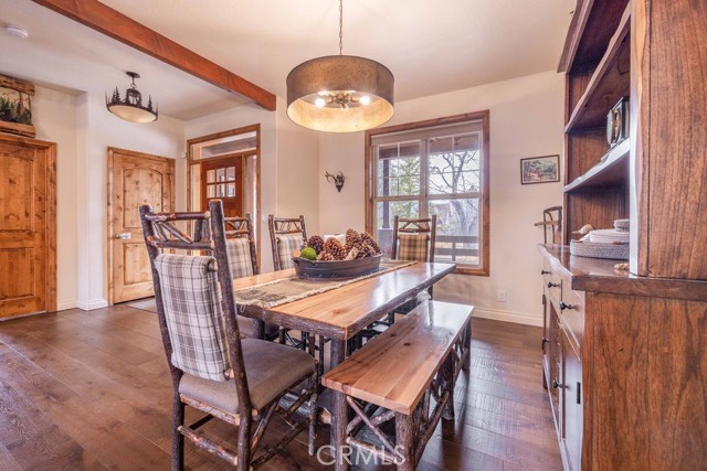 Detail Gallery Image 13 of 40 For 1629 Angels Camp, Big Bear Lake,  CA 92315 - 4 Beds | 3 Baths