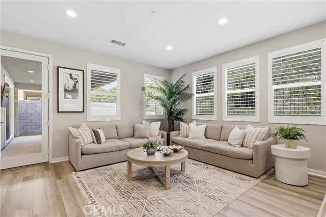 Detail Gallery Image 7 of 68 For 36 Jarano St, Rancho Mission Viejo,  CA 92694 - 5 Beds | 4/1 Baths