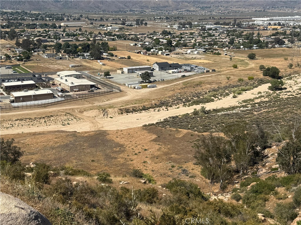 MLS #OC25130916 image #23
