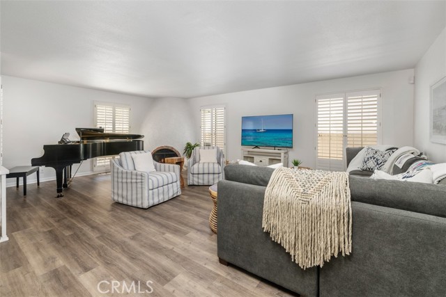 Detail Gallery Image 7 of 55 For 431 Calle Familia, San Clemente,  CA 92672 - 4 Beds | 2 Baths