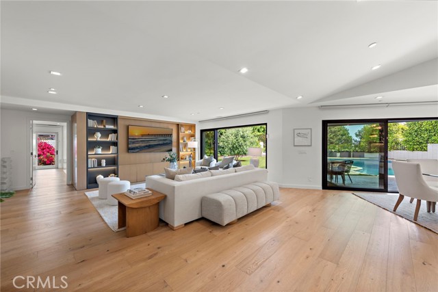 Image 11 of 64 For 4709 Hampden Road