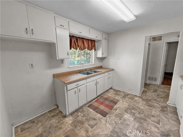 Detail Gallery Image 21 of 37 For 2025 Gray St, Oroville,  CA 95965 - 2 Beds | 2 Baths