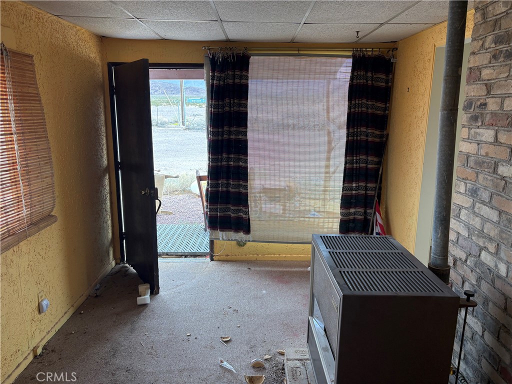 https://media.crmls.org/medias/36dea812-db0a-47c0-b3ec-7070547586e8.jpg?preset=X-Large
