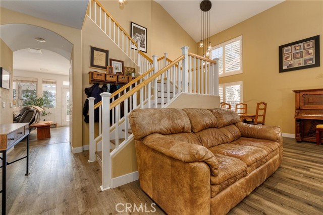 Detail Gallery Image 4 of 31 For 19344 Kilfinan St, Porter Ranch,  CA 91326 - 4 Beds | 3 Baths