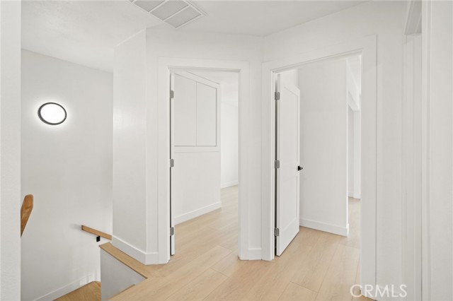 Detail Gallery Image 19 of 33 For 7010 Lennox Ave #B,  Van Nuys,  CA 91405 - 4 Beds | 2 Baths