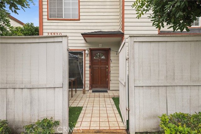 25520 Dodge Avenue, Harbor City CA: https://media.crmls.org/medias/36dfa9ef-d277-4adc-ba29-495c6ee26e6d.jpg