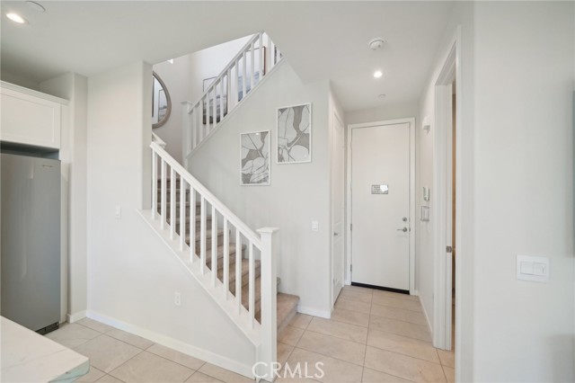 MODEL HOME 1650 STAIRWAY