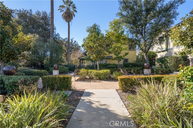 Detail Gallery Image 32 of 32 For 281 N Mar Vista Ave #8,  Pasadena,  CA 91106 - 3 Beds | 3/1 Baths