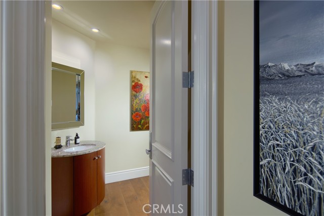 Detail Gallery Image 9 of 42 For 1 Elk Grove Ln, Laguna Niguel,  CA 92677 - 5 Beds | 5/2 Baths