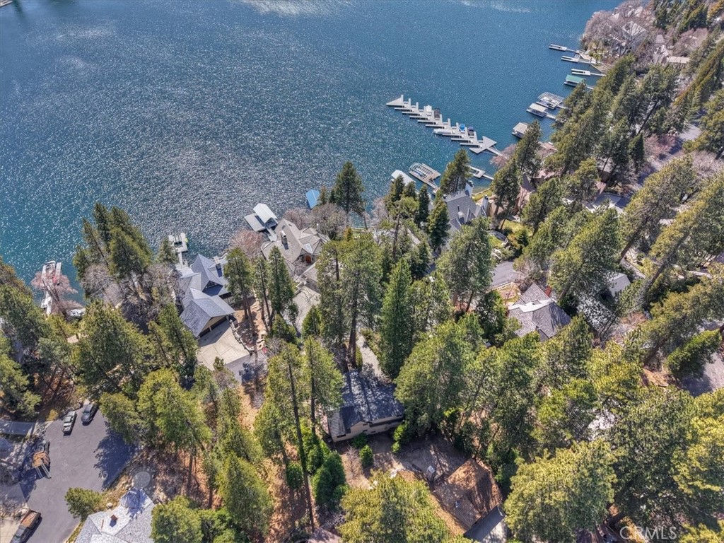 https://media.crmls.org/medias/36e1d6c9-4b53-4842-b754-a91a105dba97.jpg?preset=X-Large