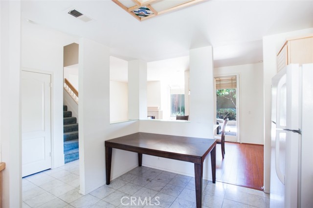 72 Vassar Aisle, Irvine CA: https://media.crmls.org/medias/36e2068a-f31a-47d1-b2e9-e4d1a375f028.jpg
