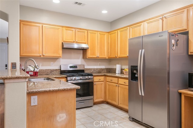 5 Bed Home for Sale in Adelanto, California