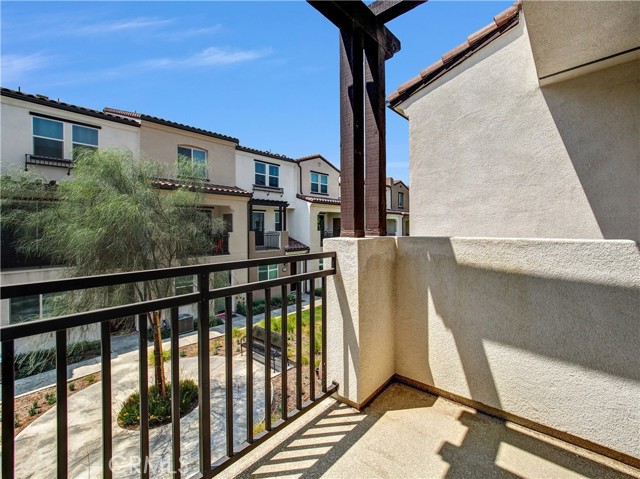 3788 Verdana Circle, La Verne CA: https://media.crmls.org/medias/36e30076-aa5c-48c0-aaff-dd6b5d6e2514.jpg