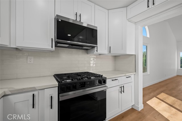 Detail Gallery Image 14 of 44 For 26746 Brandon, Mission Viejo,  CA 92692 - 4 Beds | 2/1 Baths