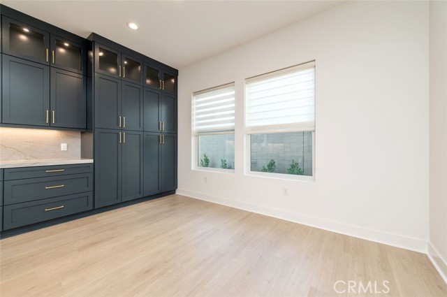 Detail Gallery Image 15 of 36 For 228 Stage, Irvine,  CA 92618 - 5 Beds | 5 Baths