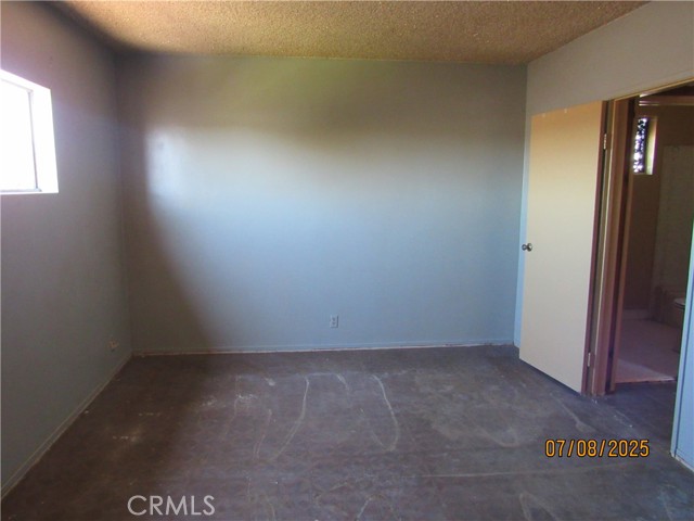 Detail Gallery Image 10 of 30 For 1410 West Stockwell, Compton,  CA 90222 - 5 Beds | 2 Baths