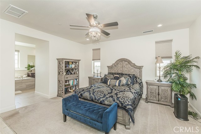 Image 30 of 75 For 877 Treasure Hills